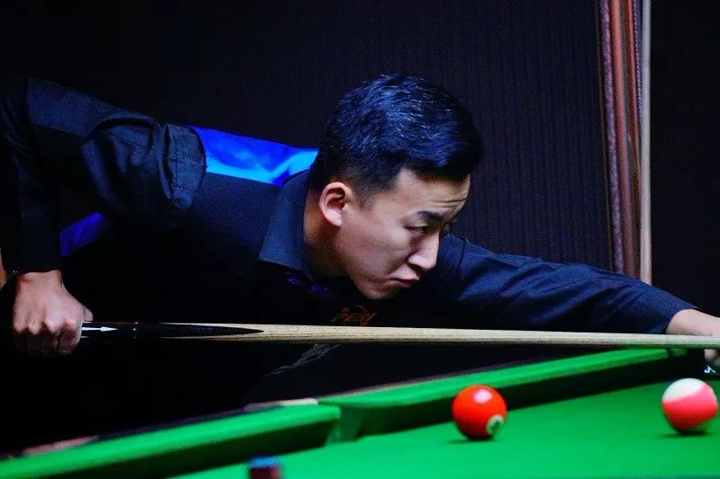 右半空间完 右半空间完